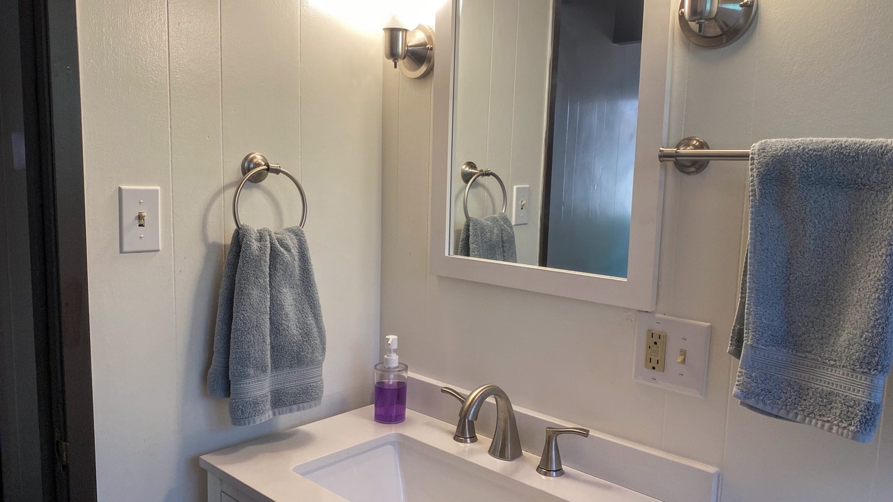 Photo of Bathroom in Mi-Wuk Village
