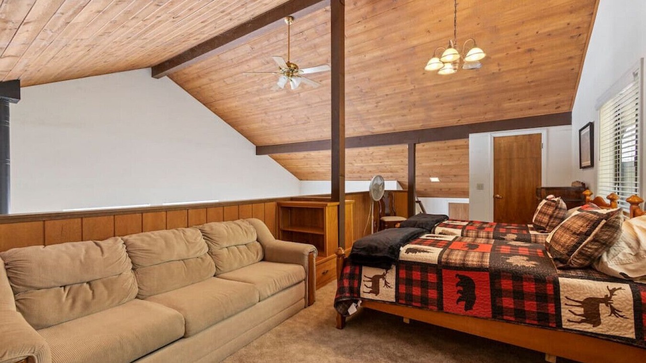 Photo of Livingroom in Twain Harte