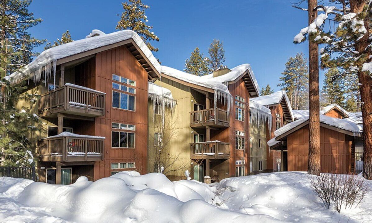 Photo of Outdoor in Round Hill Village