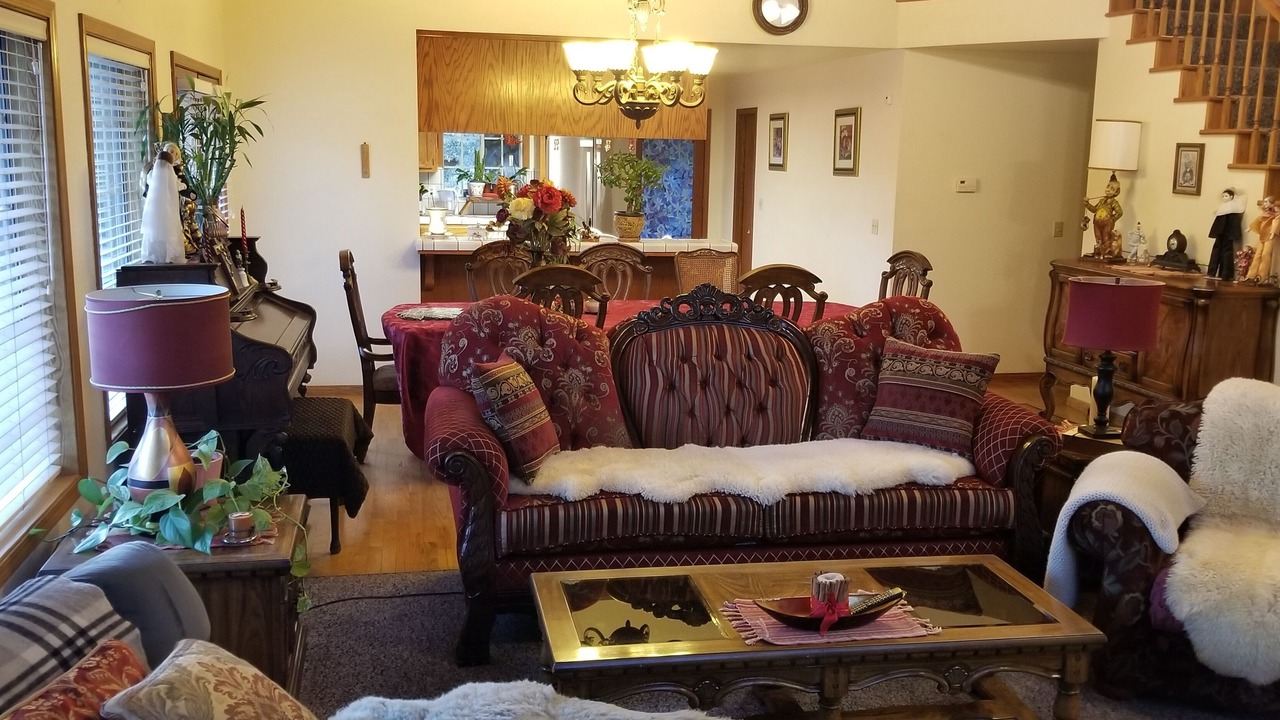 Photo of Livingroom in Oakhurst