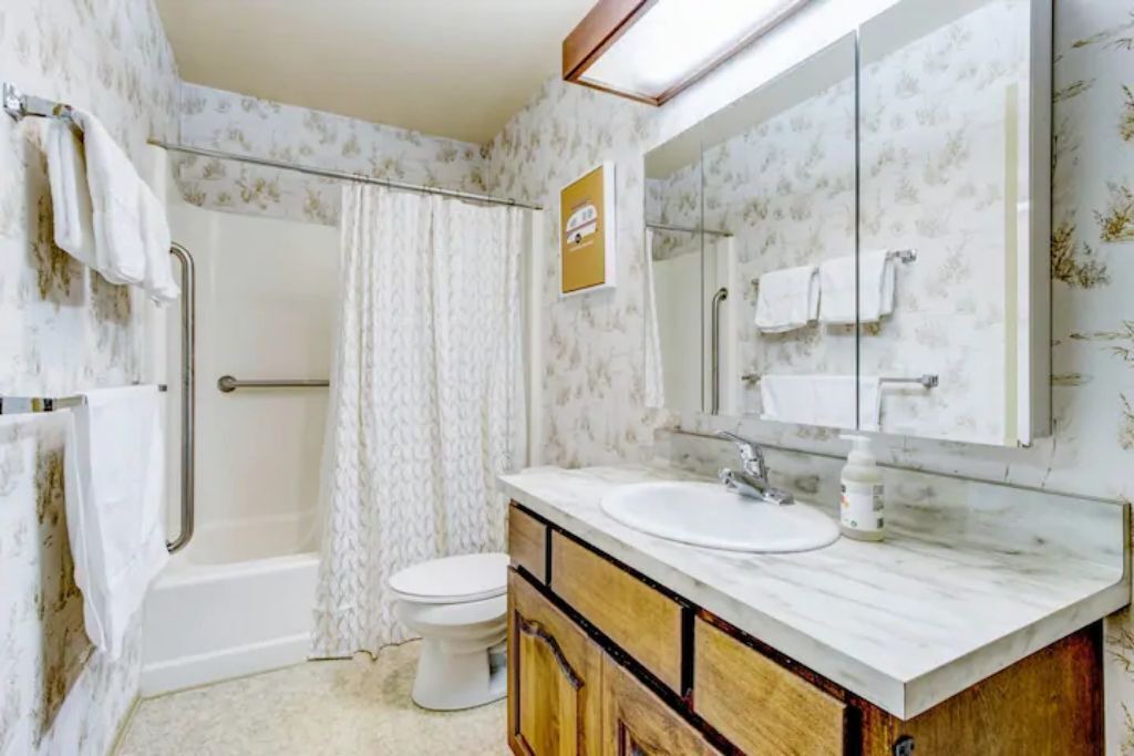 Photo of Bathroom in San Rafael