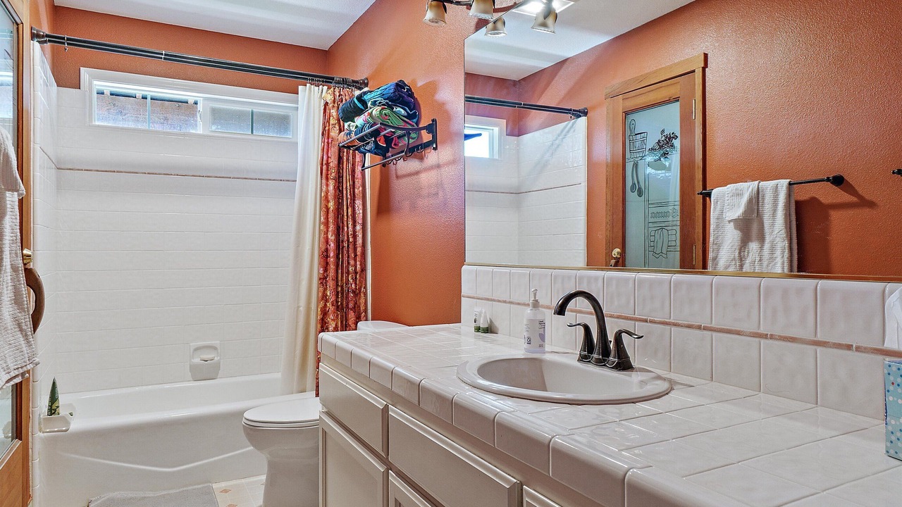 Photo of Bathroom in Park Hill