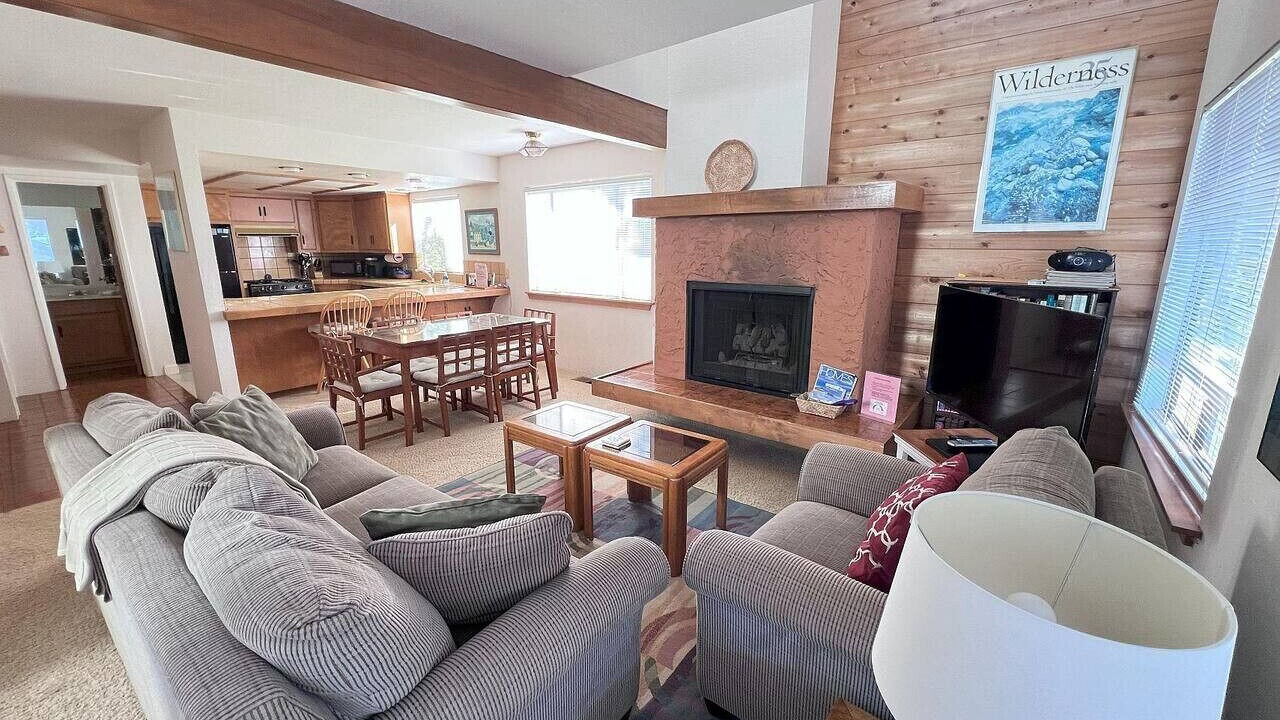 Photo of Livingroom in Lodge Hill