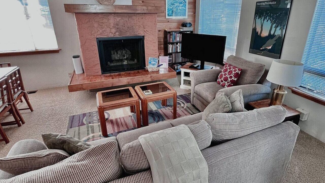 Photo of Livingroom in Lodge Hill