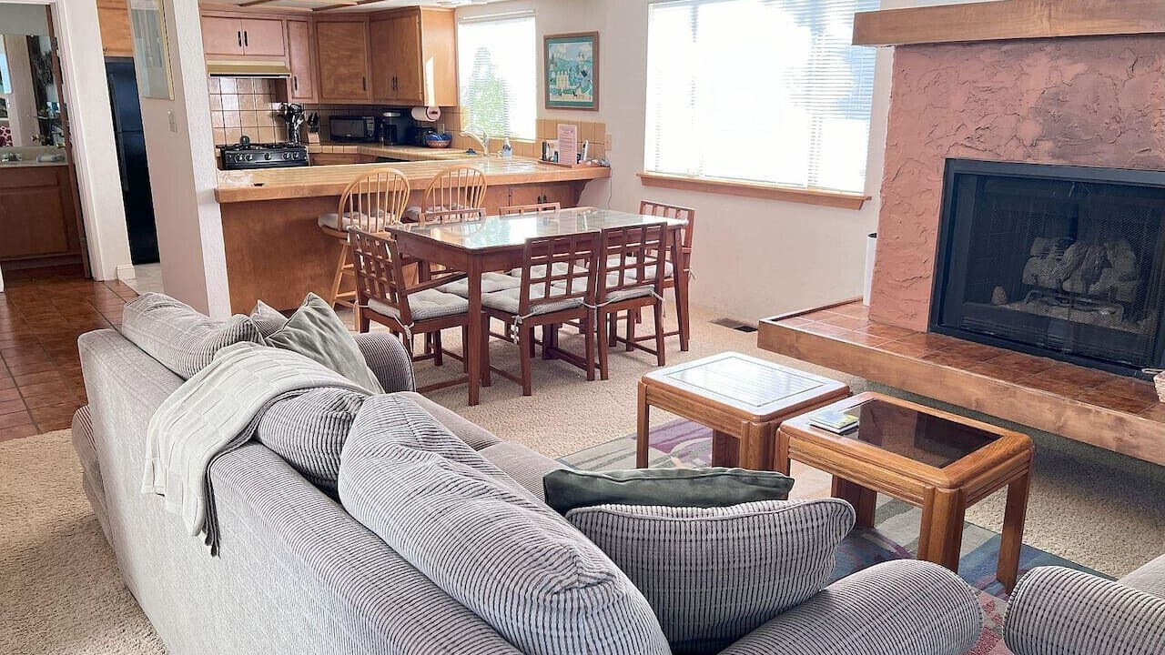 Photo of Livingroom in Lodge Hill