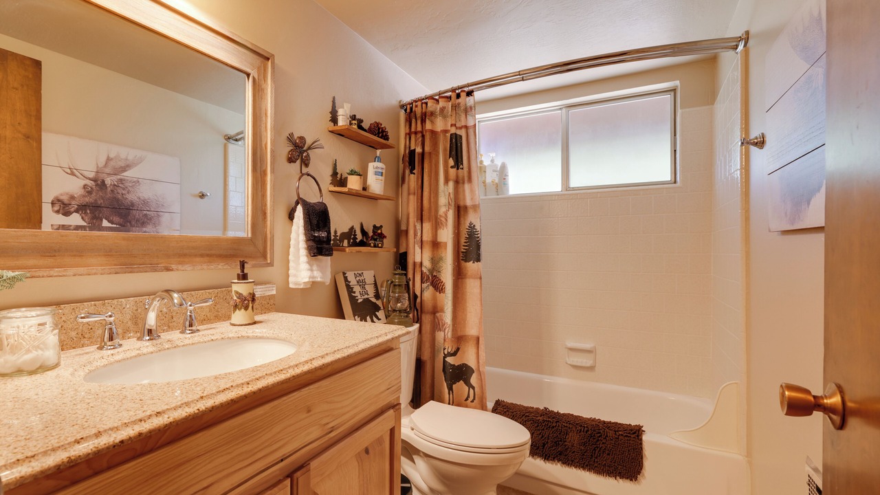 Photo of Bathroom in Mi-Wuk Village