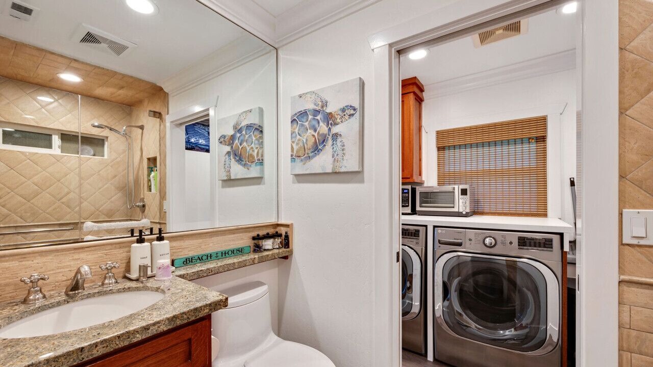 Photo of Bathroom in Huntington Beach