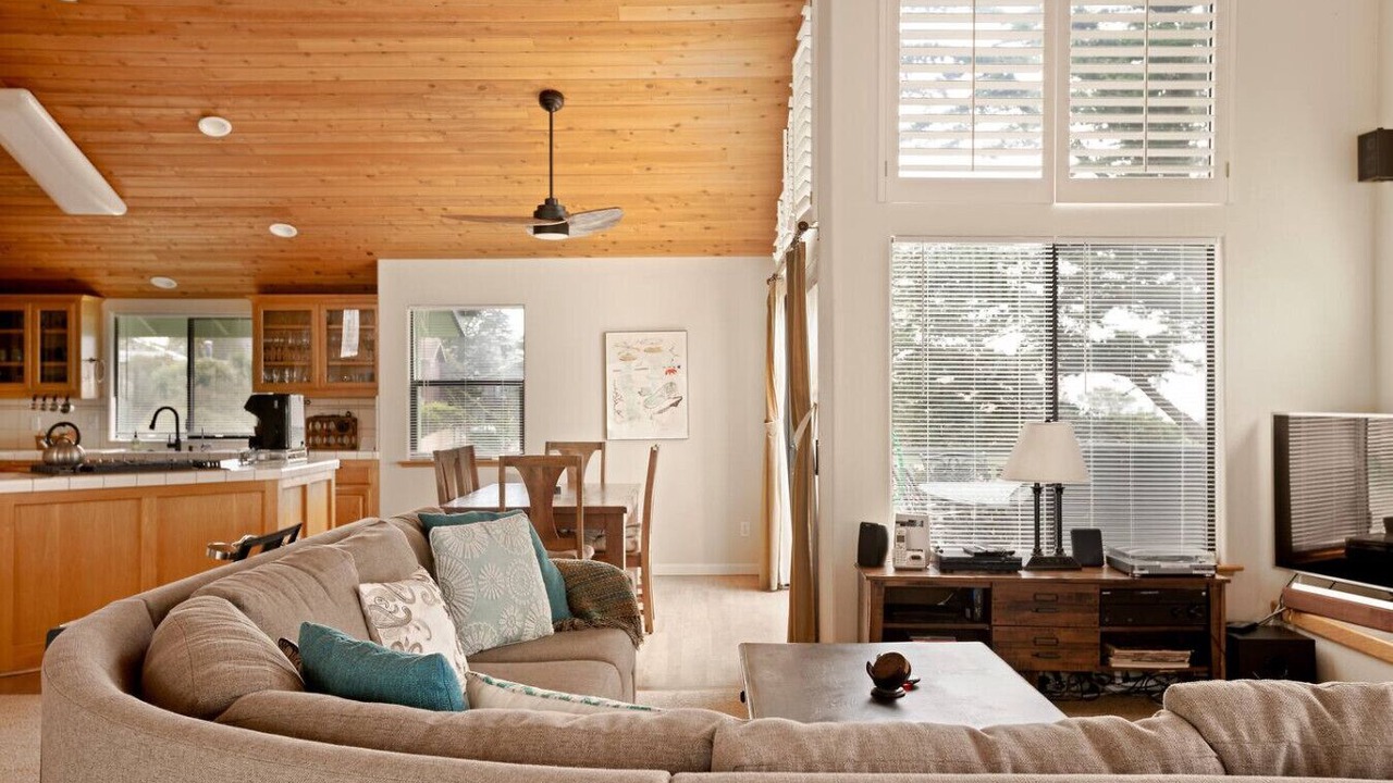 Photo of Livingroom in Marine Terrace