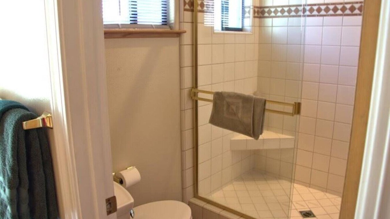 Photo of Bathroom in Marine Terrace