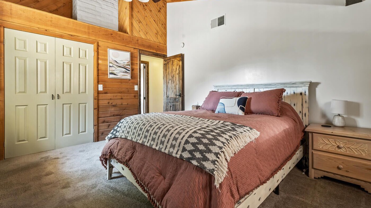 Photo of Bedroom in Three Rivers