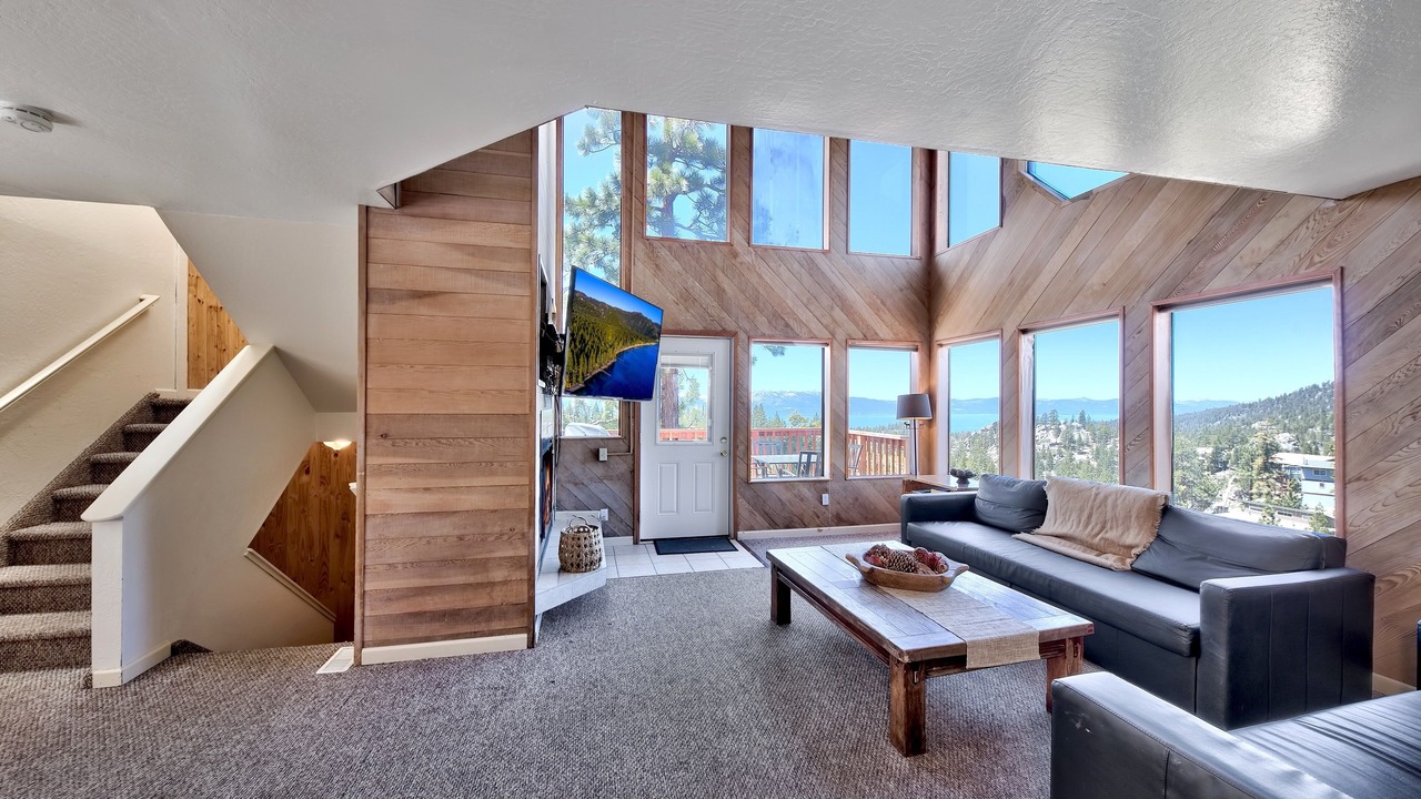 Photo of Livingroom in Tahoe Village