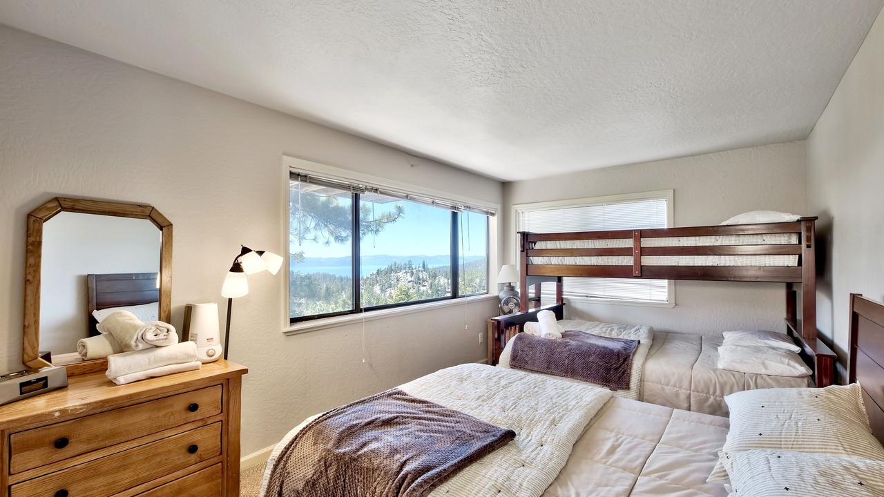 Photo of Bedroom in Tahoe Village