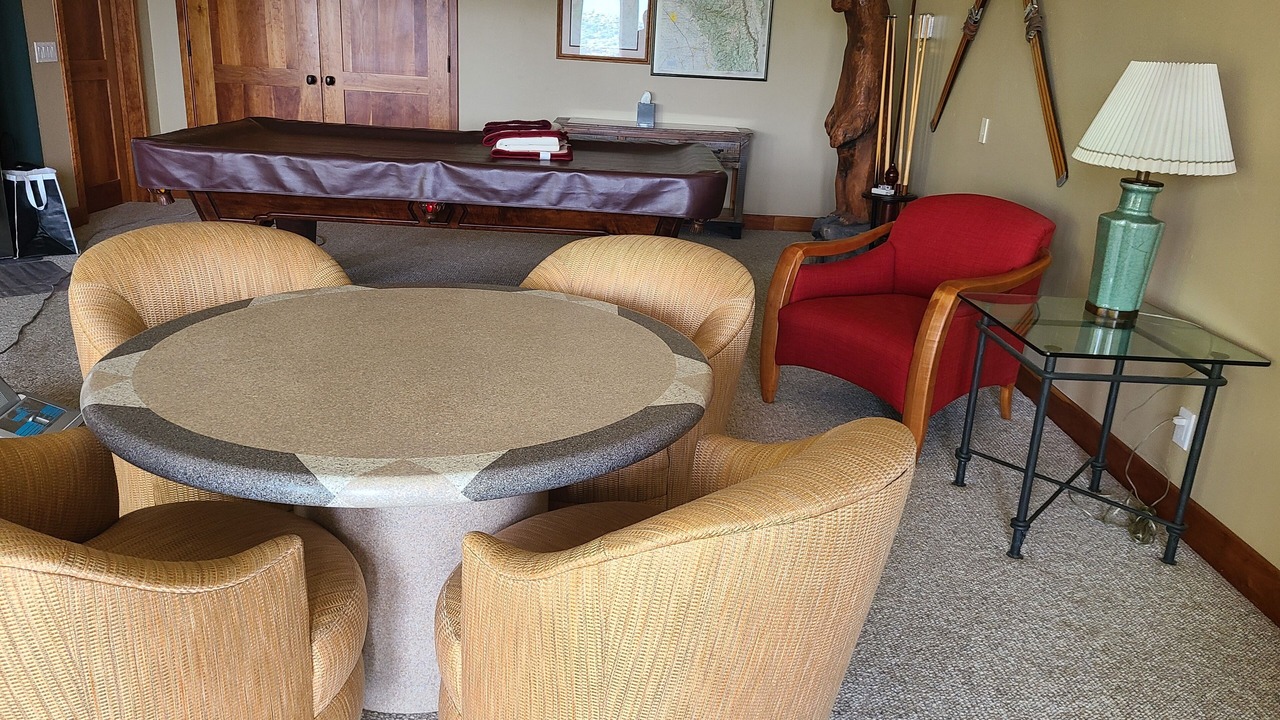 Photo of Bedroom in Crowley Lake