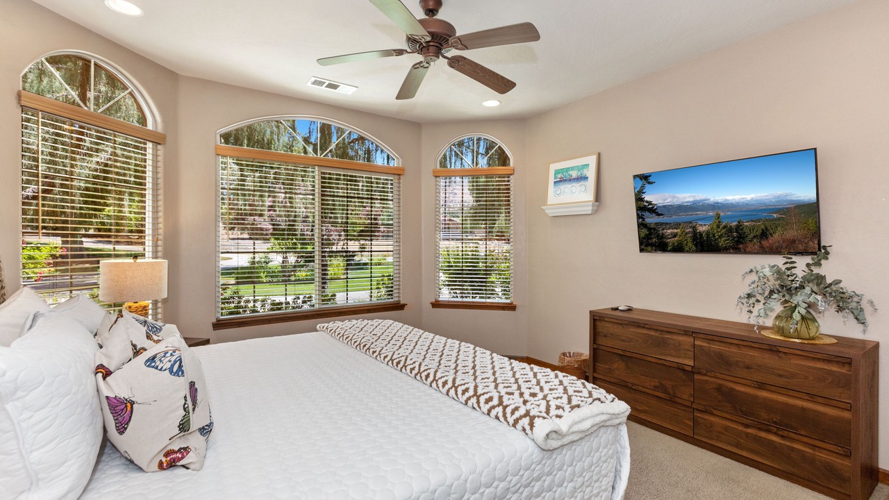 Photo of Bedroom in Three Rivers