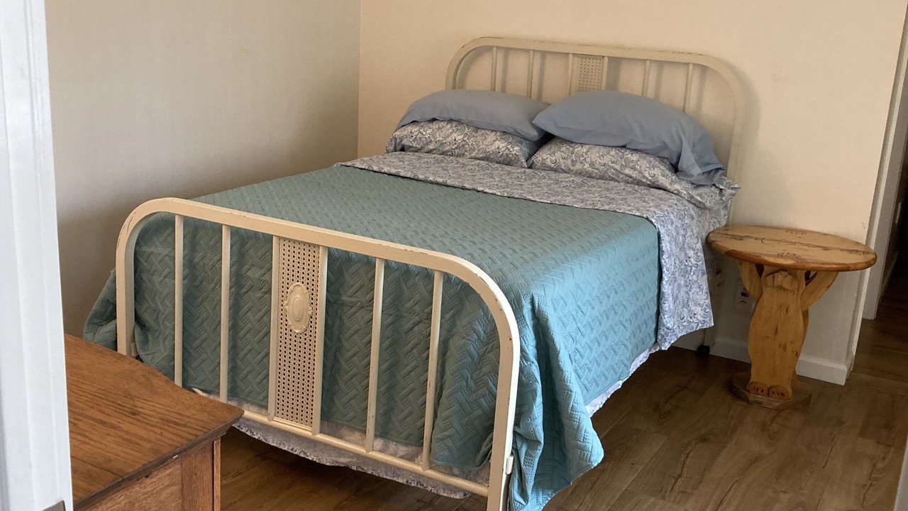 Photo of Bedroom in Stateline