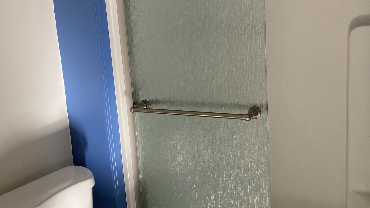 Photo of Bathroom in Stateline