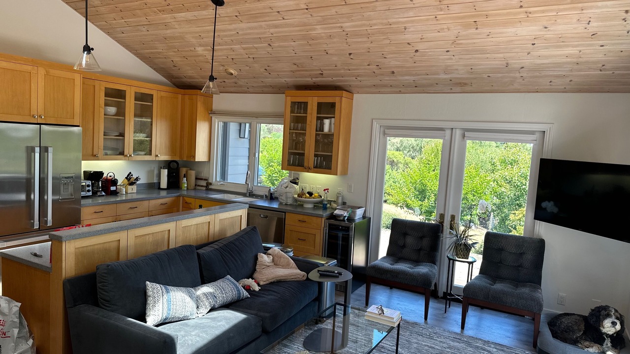 Photo of Livingroom in Los Altos Hills