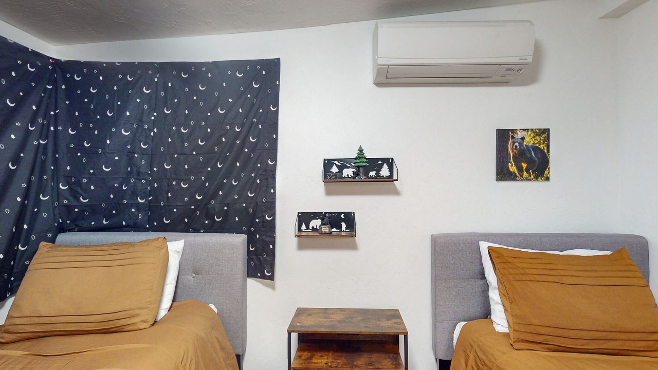 Photo of Bedroom in Wishon