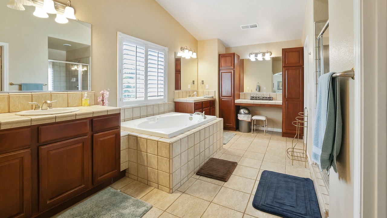 Photo of Bathroom in Visalia