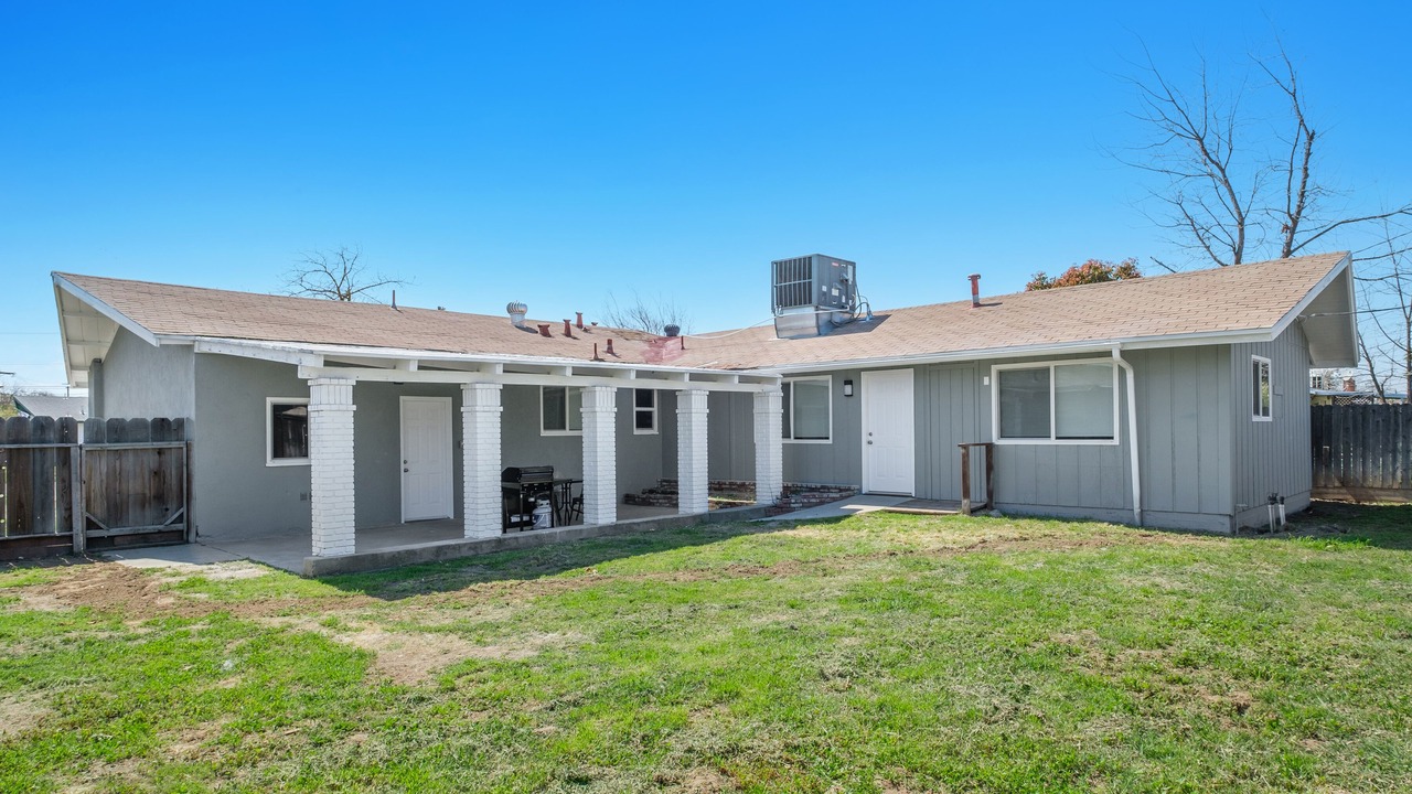 Photo of Outdoor in Raisin