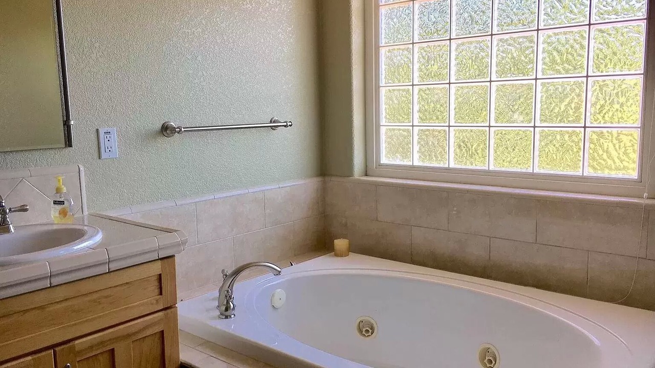 Photo of Bathroom in Groveland