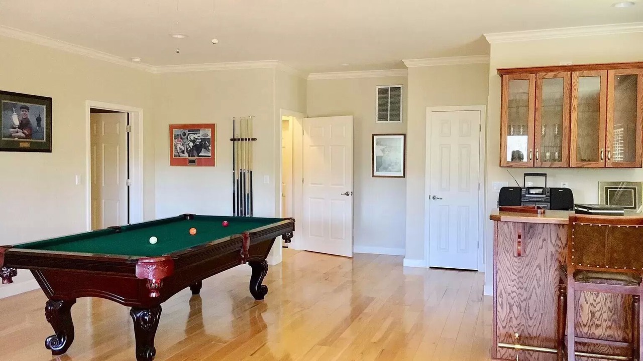 Photo of Bedroom in Groveland