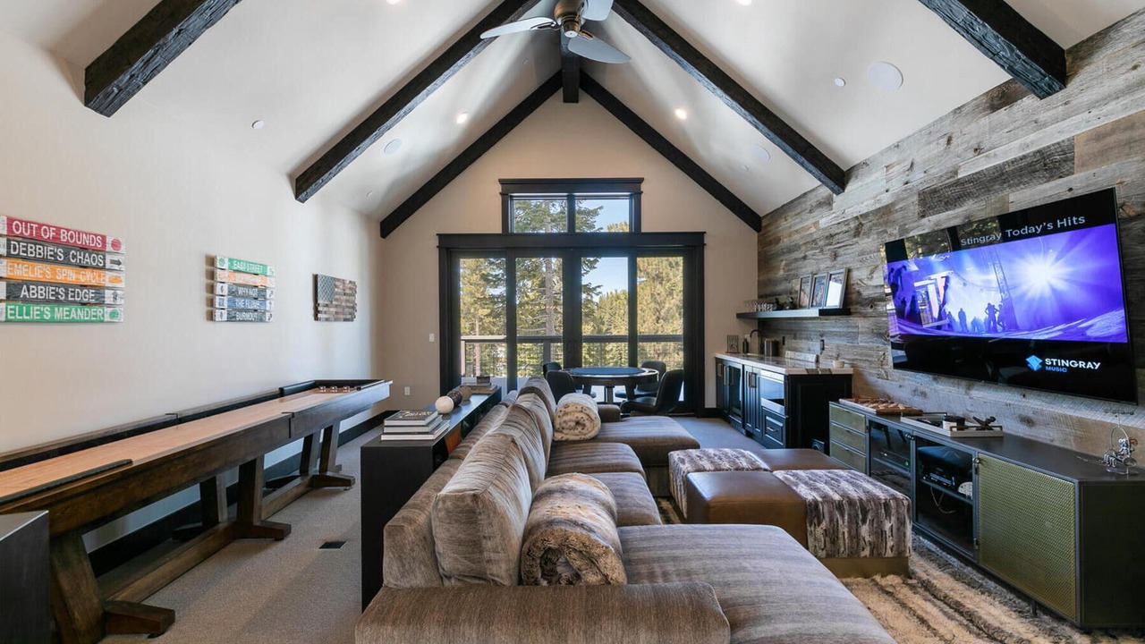 Photo of Bedroom in Ponderosa Palisades