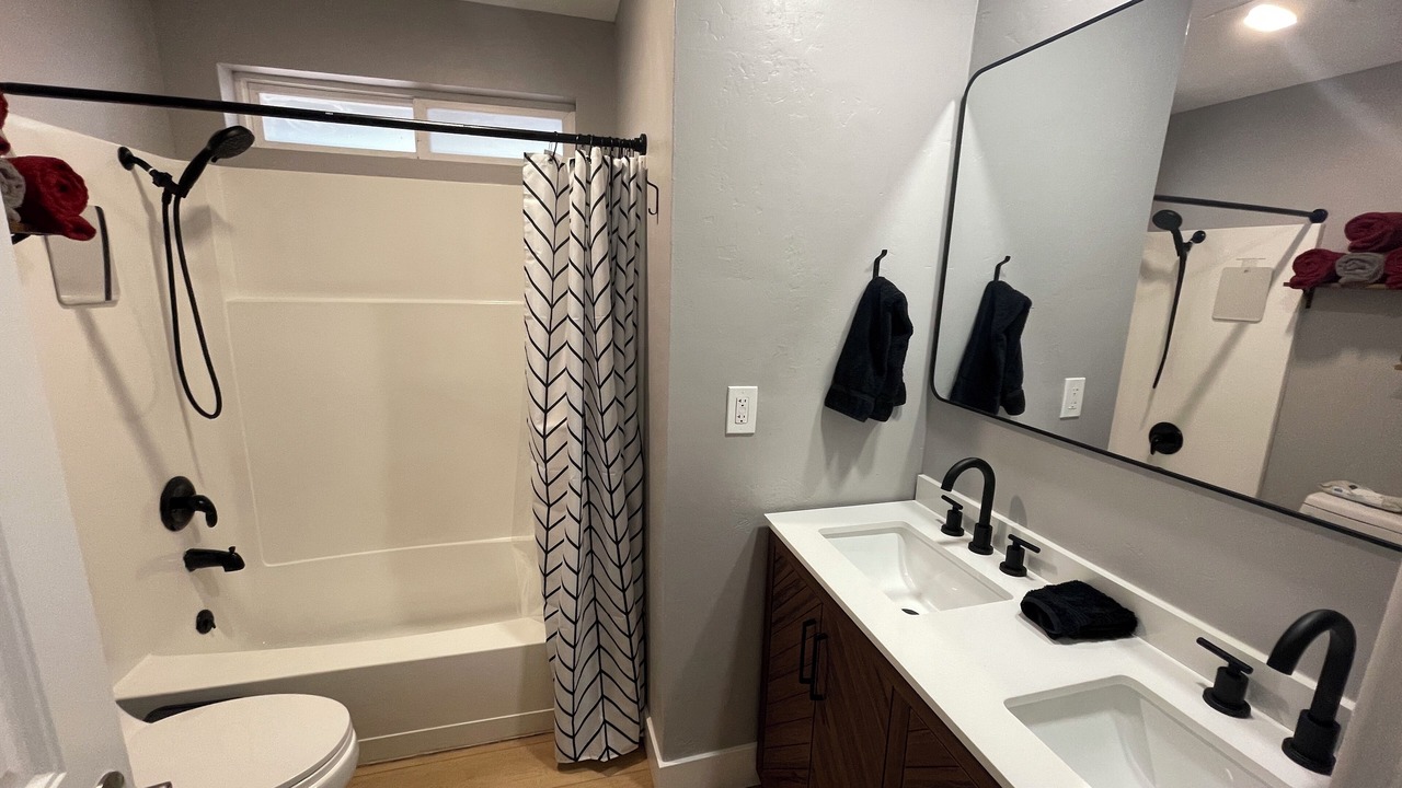 Photo of Bathroom in Pioneer Trail