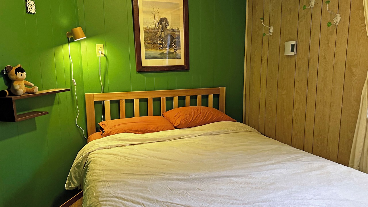 Photo of Bedroom in Serene Lakes