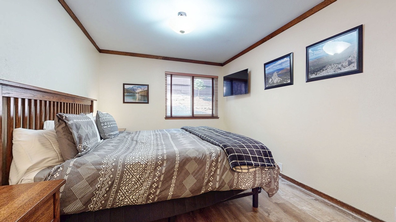 Photo of Bedroom in Mammoth Lakes