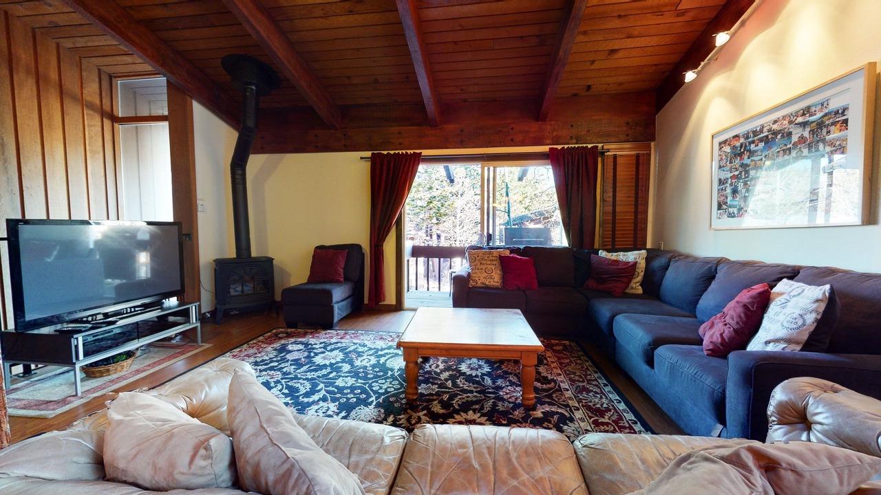 Photo of Bedroom in Mammoth Lakes