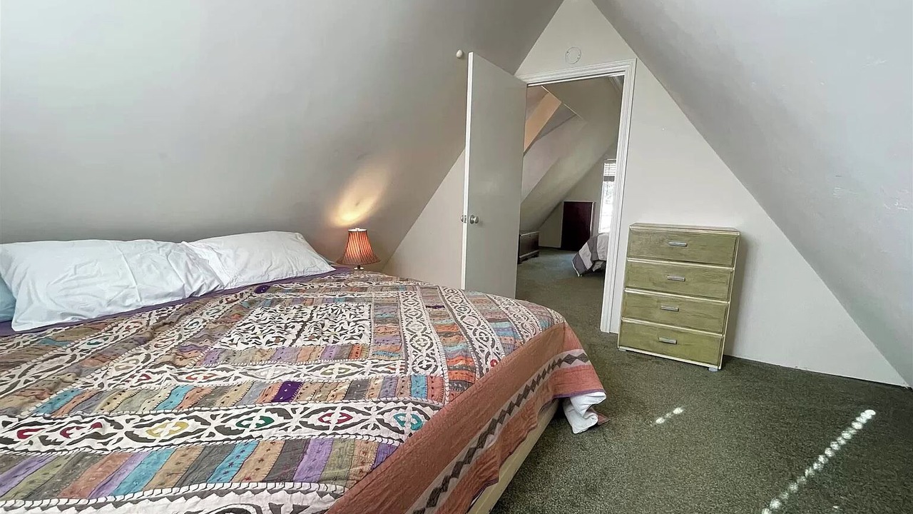 Photo of Bedroom in Cold Springs