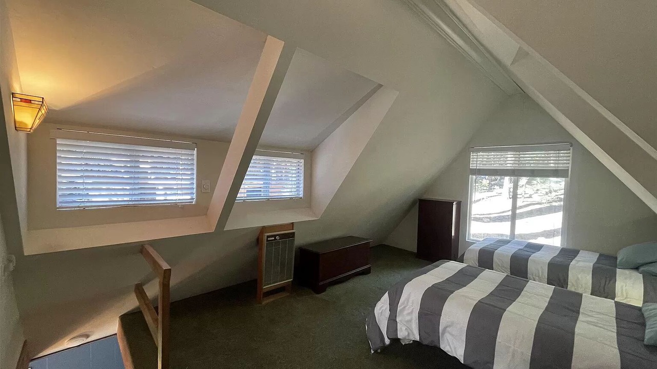 Photo of Bedroom in Cold Springs