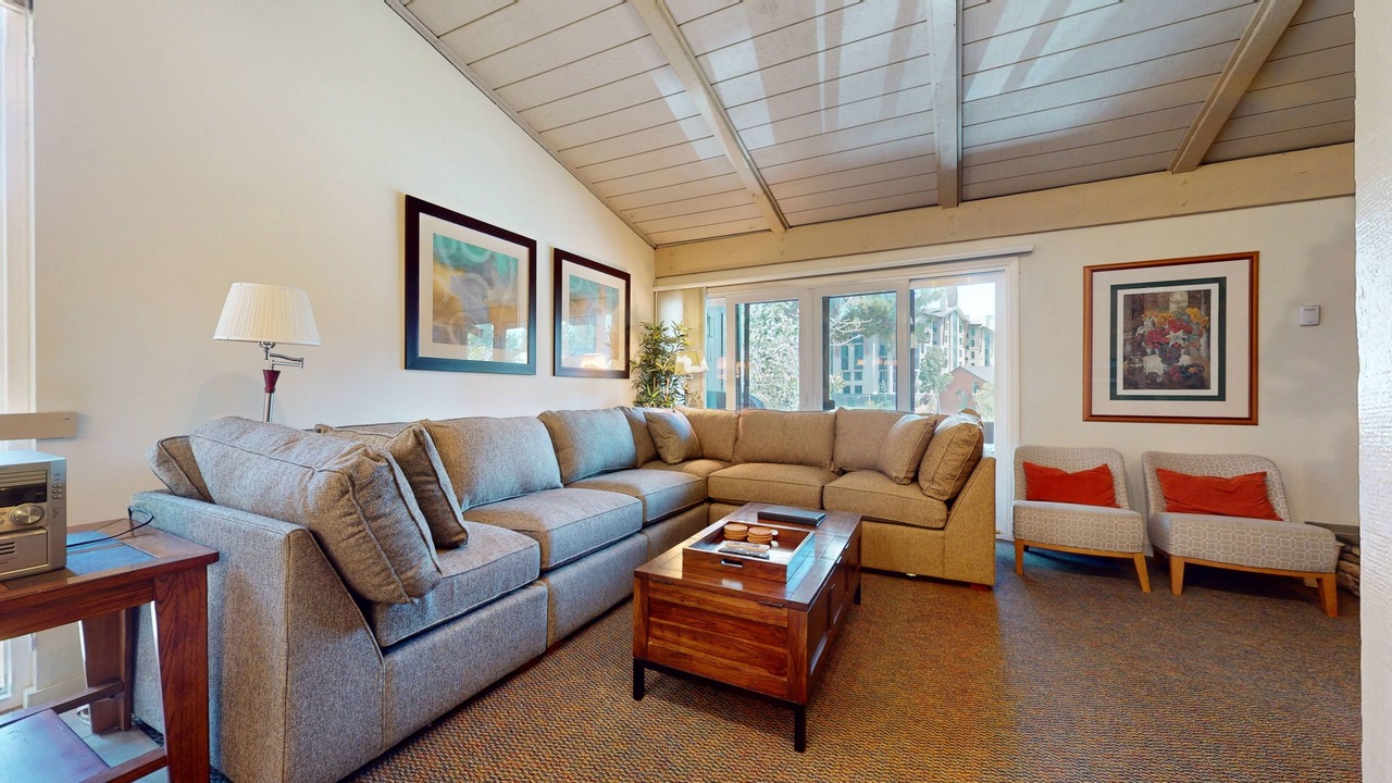 Photo of Bedroom in Mammoth Lakes