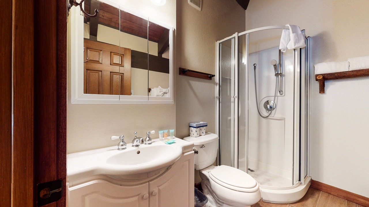 Photo of Bathroom in Sierra Holiday
