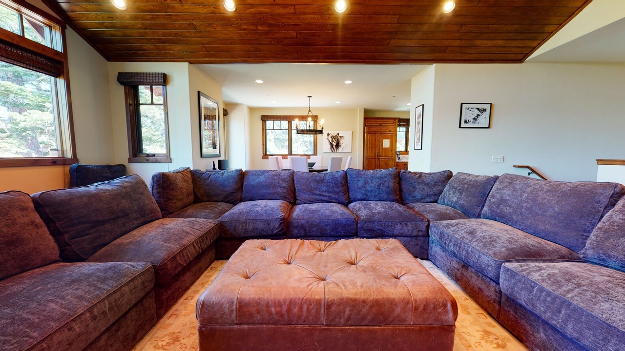 Photo of Bedroom in Mammoth Lakes