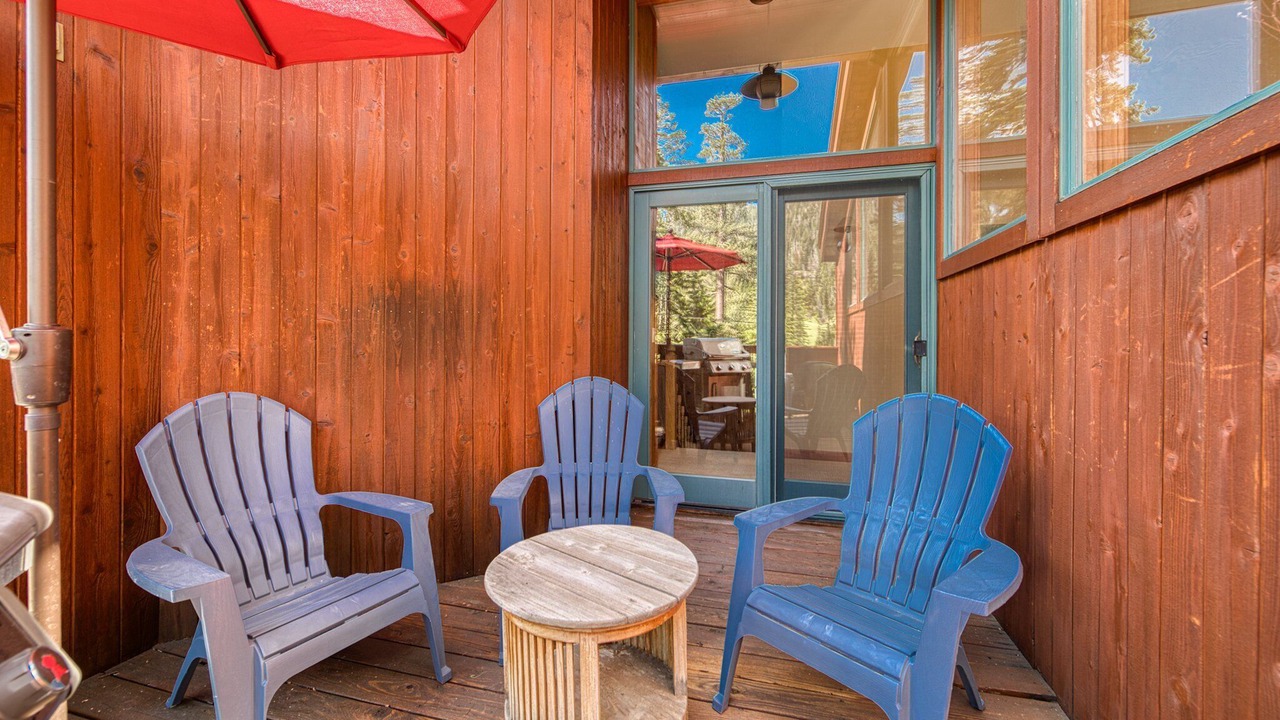 Photo of Patio Balcony in Alpine Meadows