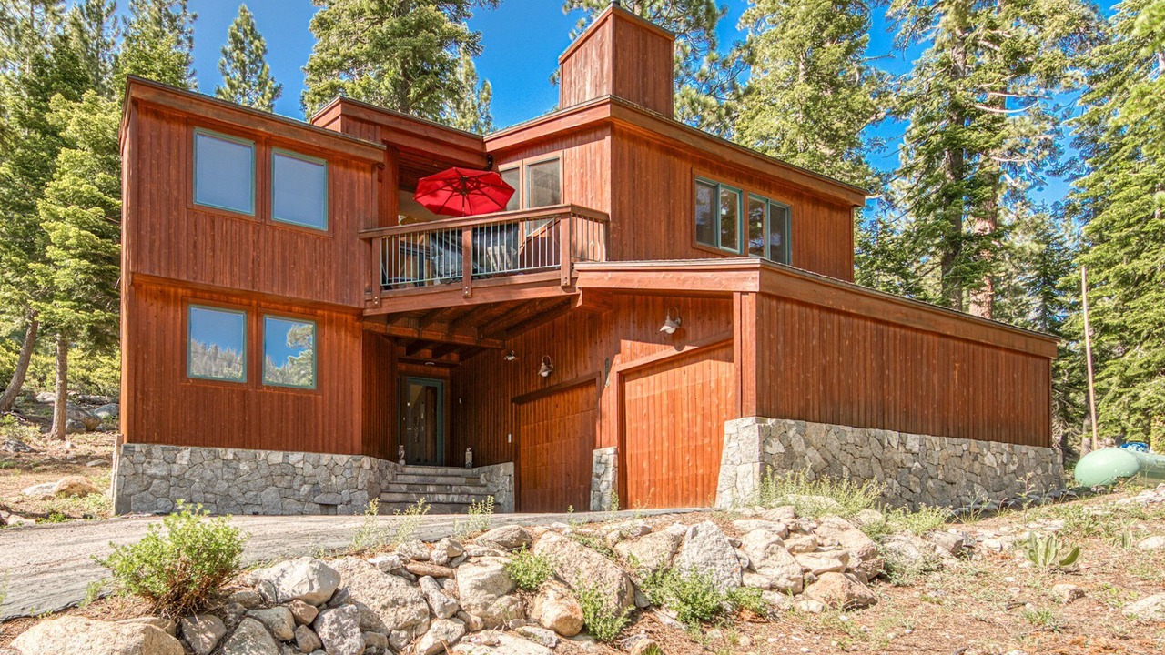 Photo of Outdoor in Alpine Meadows