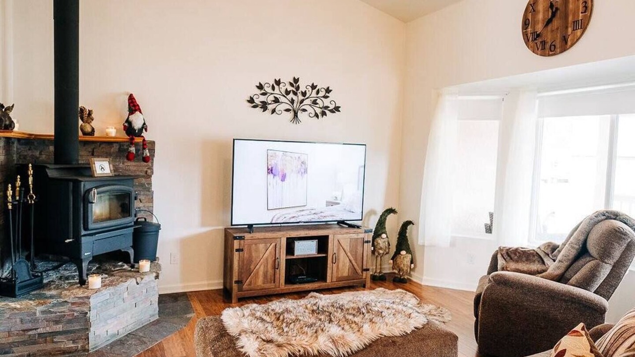 Photo of Bedroom in Oakhurst