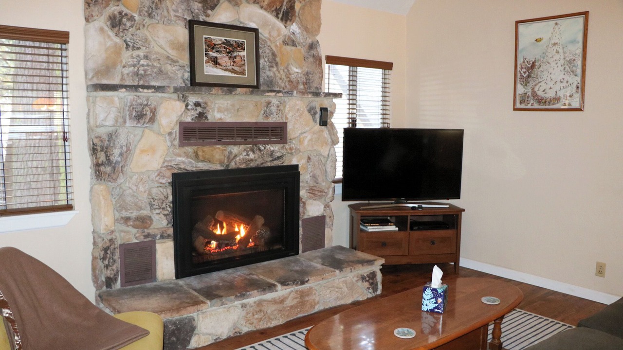 Photo of Bedroom in Sierra Cedars