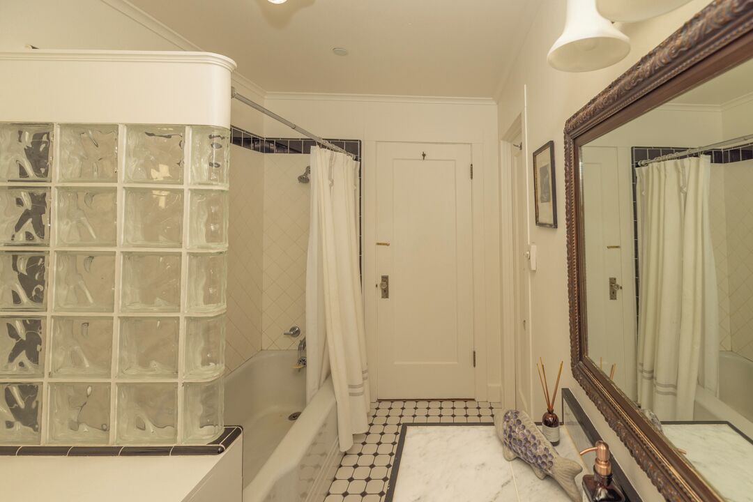 Photo of Bathroom in Greenfield