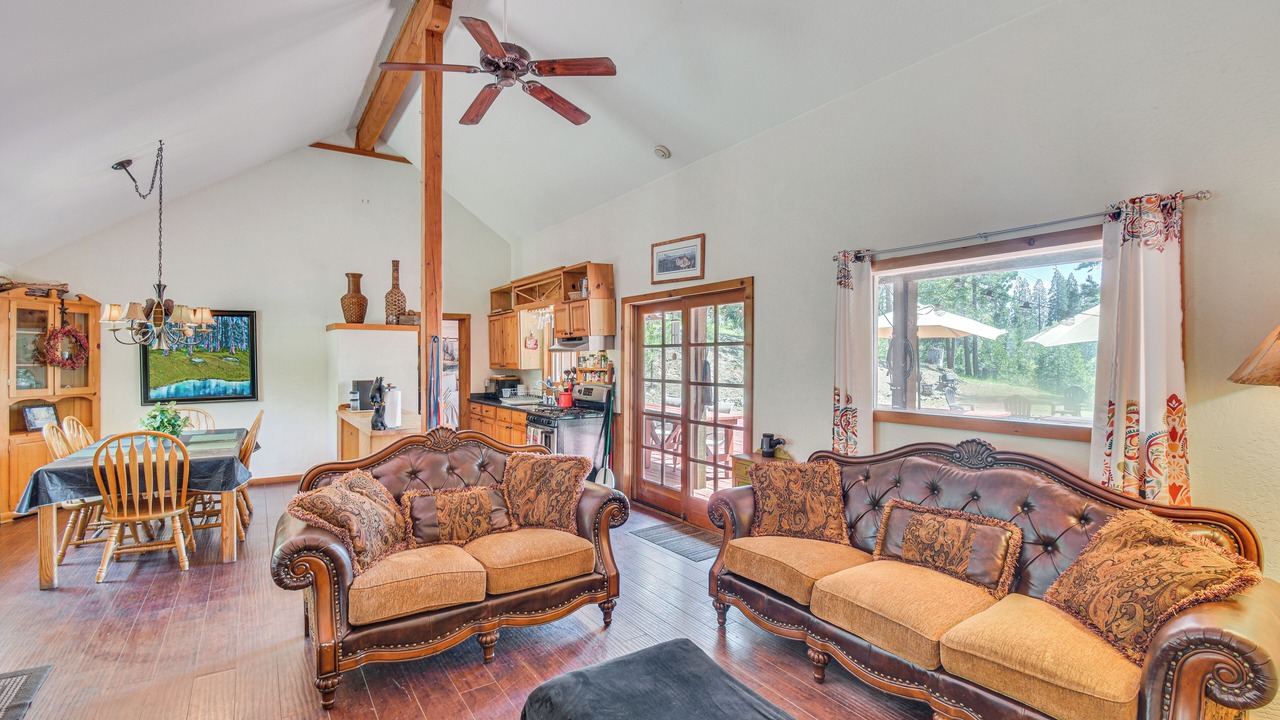 Photo of Livingroom in North Fork