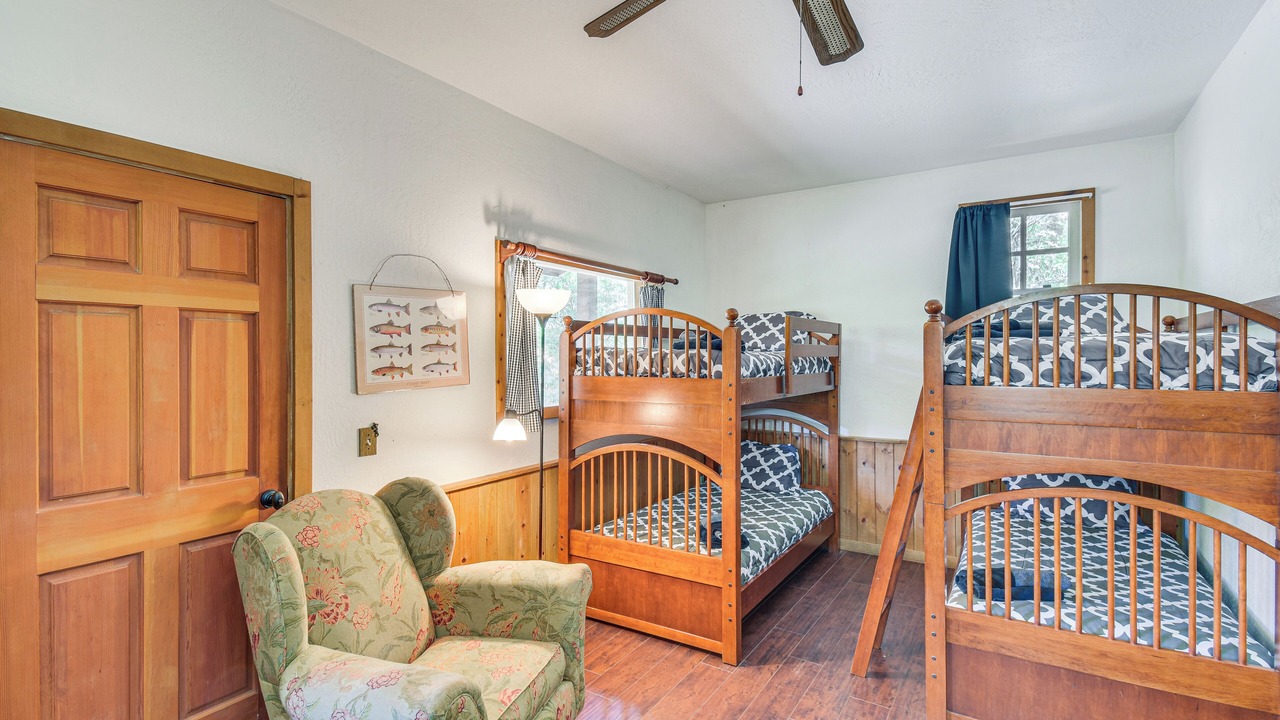 Photo of Bedroom in North Fork
