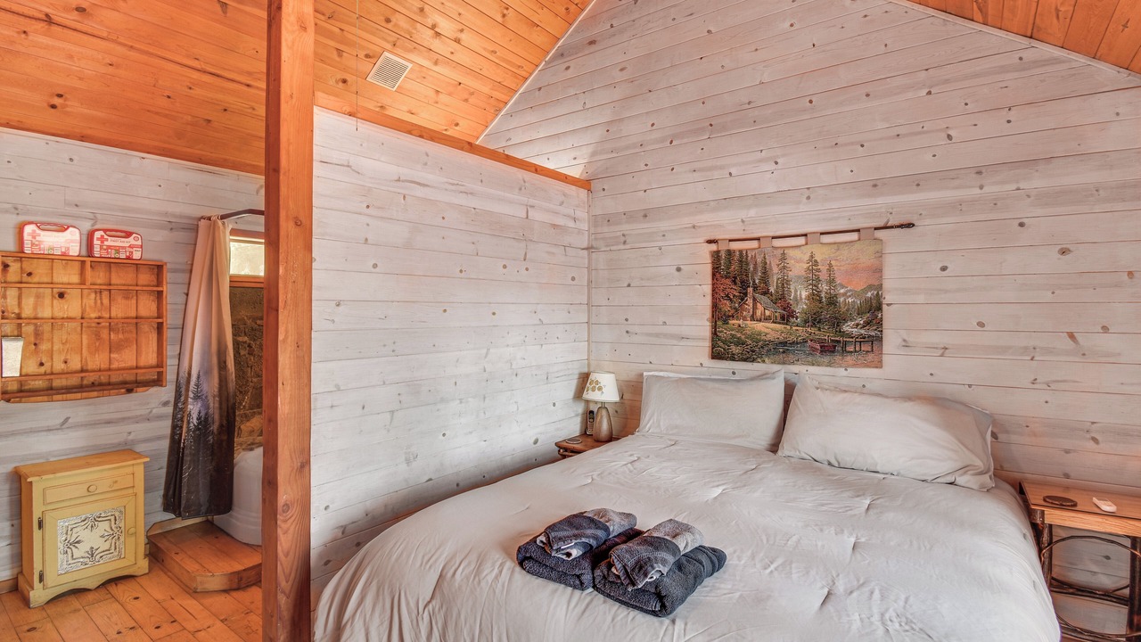 Photo of Bedroom in North Fork
