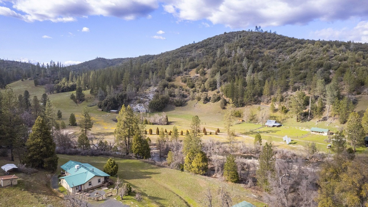 Photo of Outdoor in Coulterville
