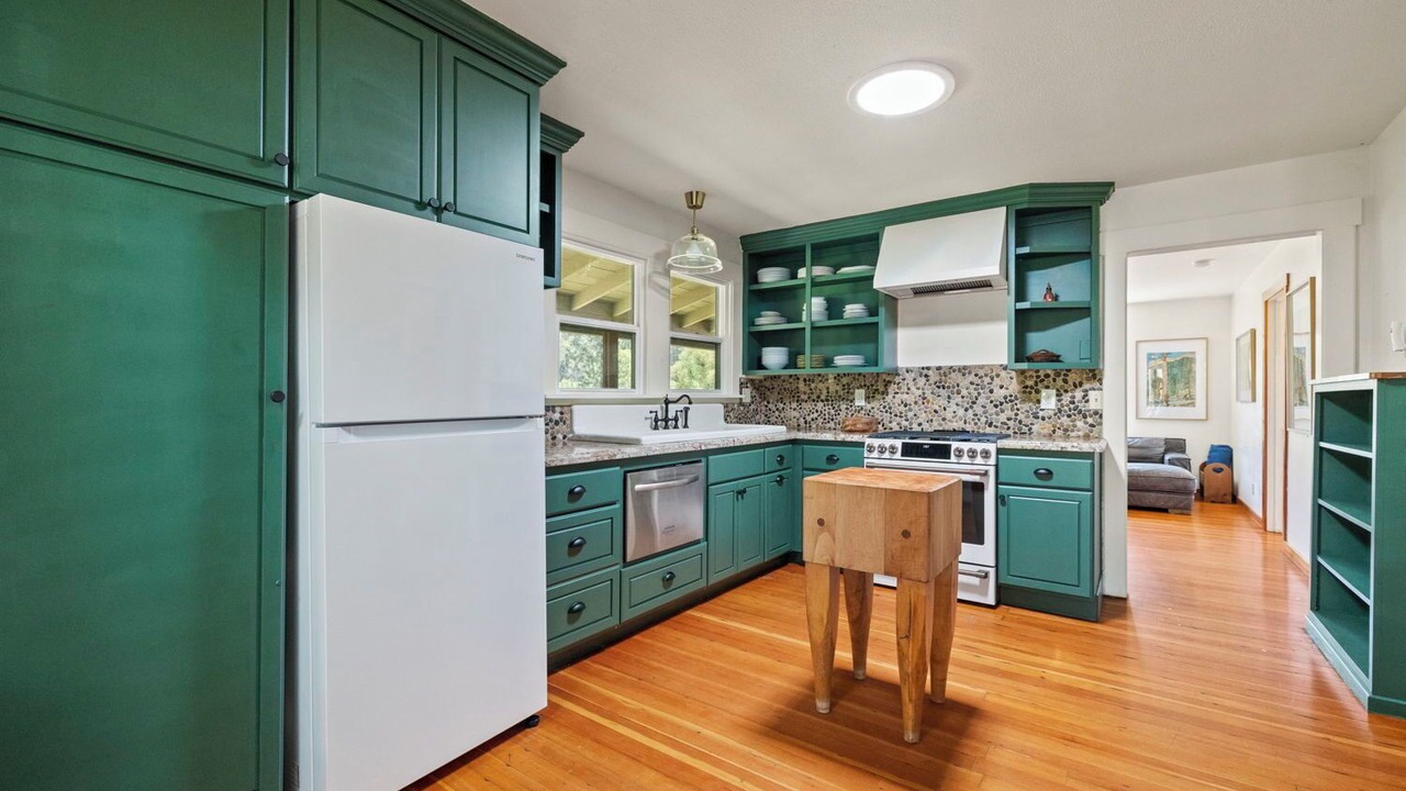 Photo of Kitchen in Coulterville