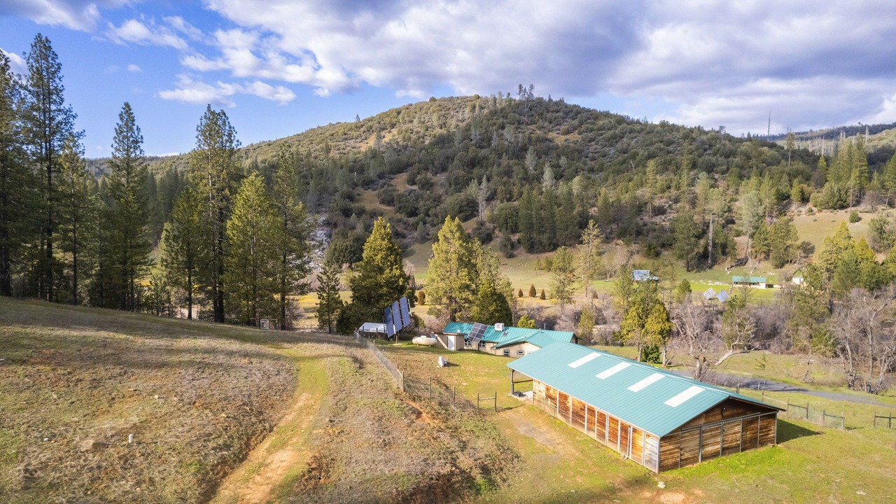 Photo of Outdoor in Coulterville