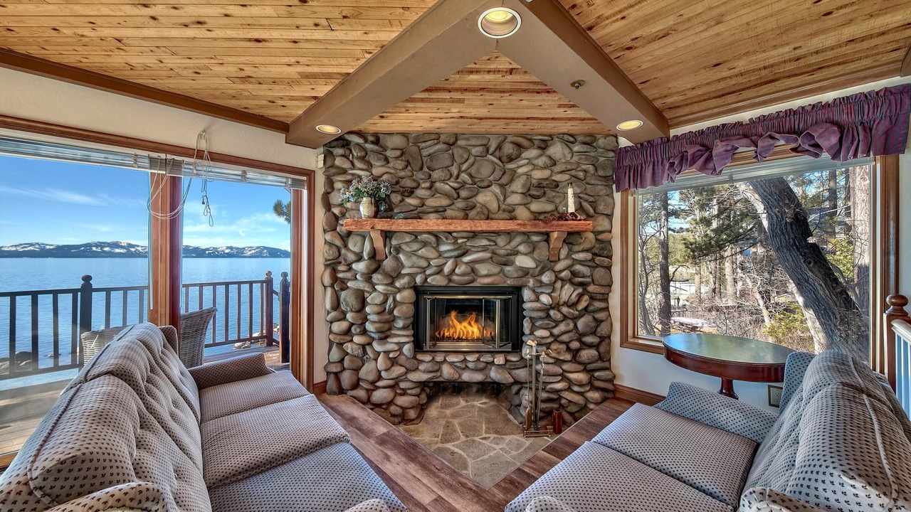 Photo of Livingroom in Glenbrook