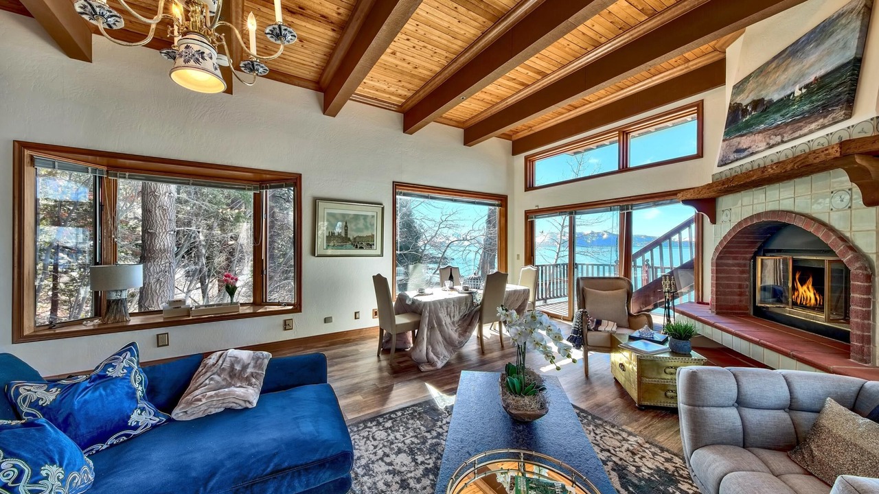 Photo of Livingroom in Glenbrook