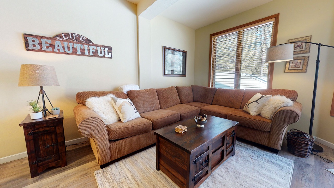 Photo of Livingroom in Mammoth Lakes
